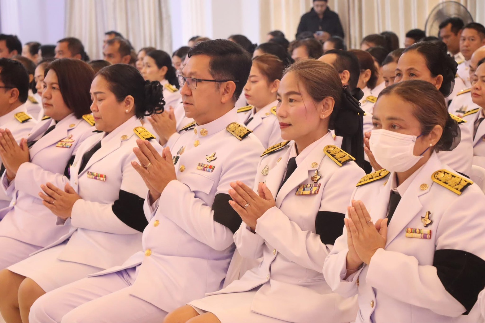 title - ปฏิรูปที่ดินจังหวัดสตูล ร่วมพิธีสวดพระพุทธมนต์และทำบุญตักบาตรถวายพระราชกุศล เนื่องในวาระครบ 100 ปี สมเด็จพระนางเจ้ารำไพพรรณี พระบรมราชินี ในรัชกาลที่ 7